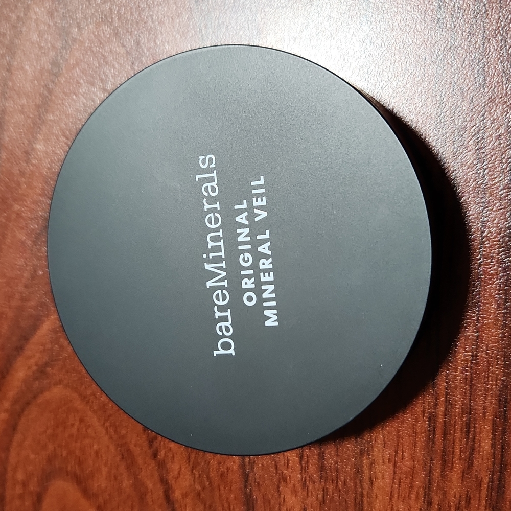 bareMaterals Translucent Setting Powder
